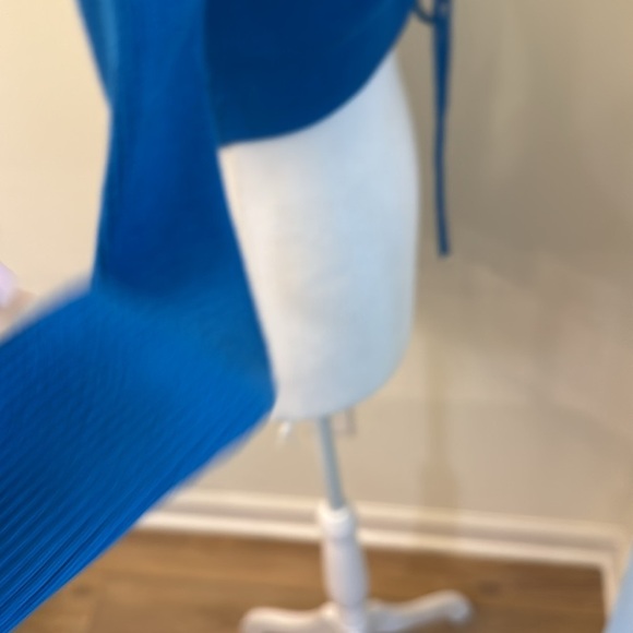 NWT Zara Blue Ruched Cut Out Knit Top - Picture 11 of 14